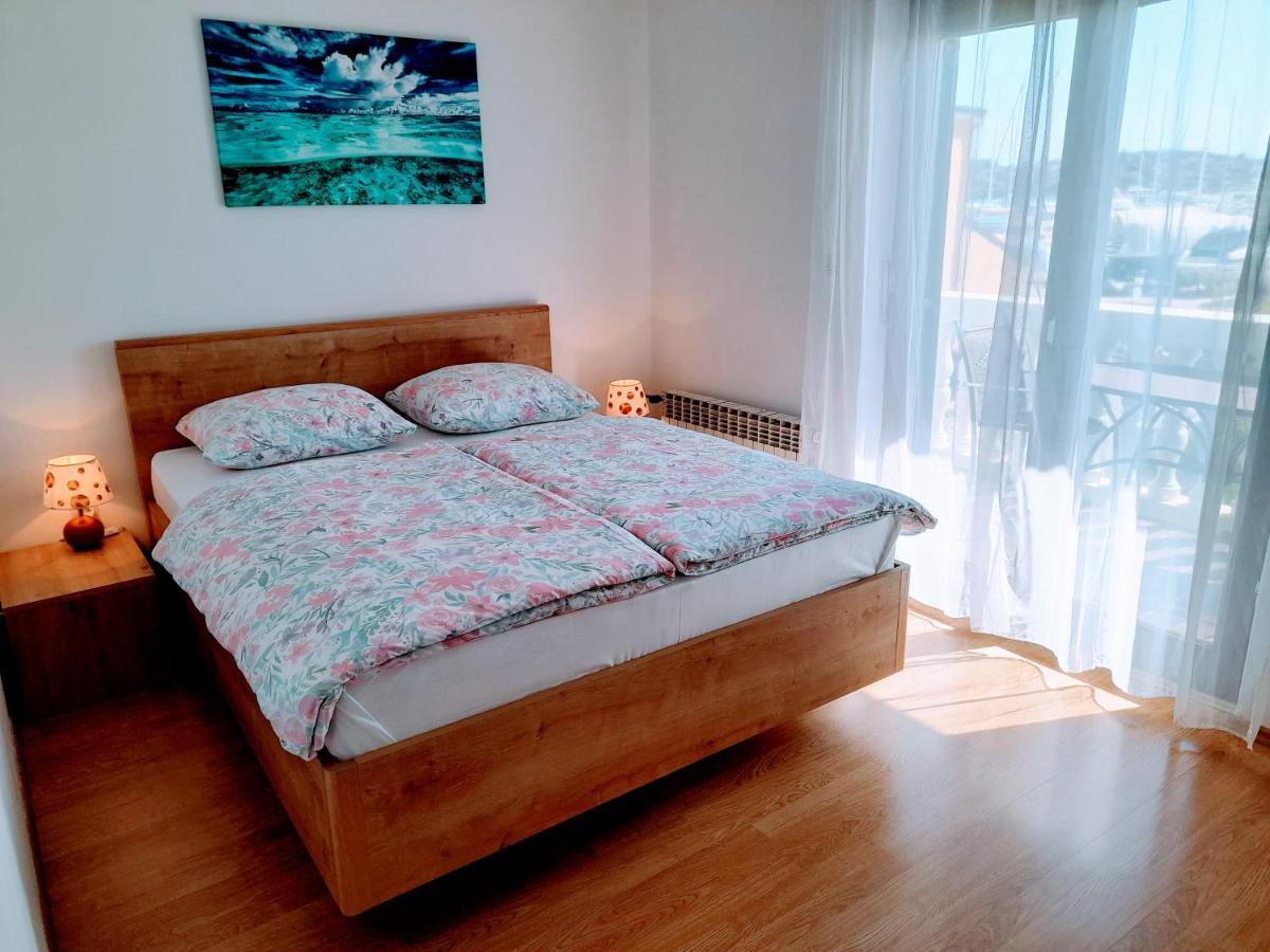 Apartments Tiho&Marija Tribalj Eksteriør bilde
